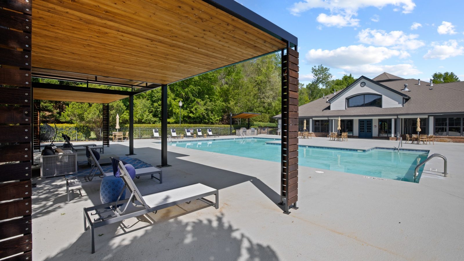 Luxury Apartments for Rent in Charlotte, NC Landon`s Home page